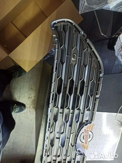 Решетка радиатора Toyota Rav4 50 2018-2023