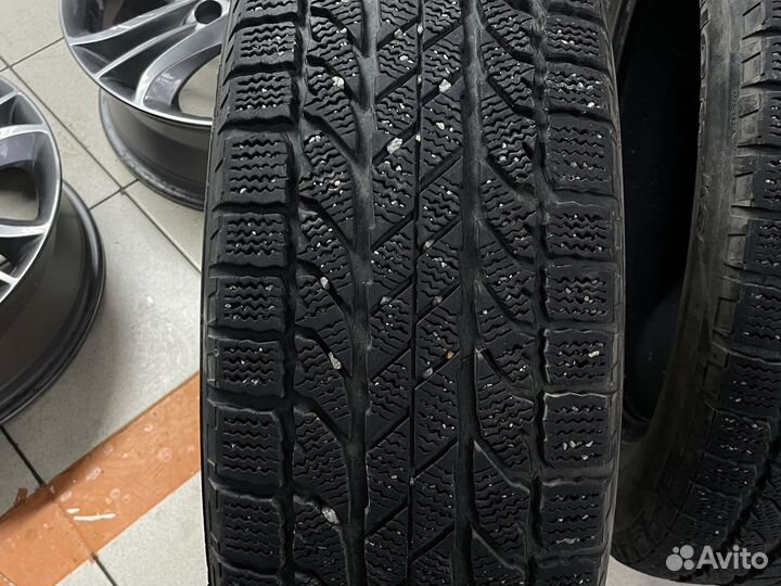 Bfgoodrich Winter Slalom KSI 225/60 R17