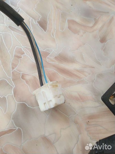 Датчик abs задний mazda 6gj