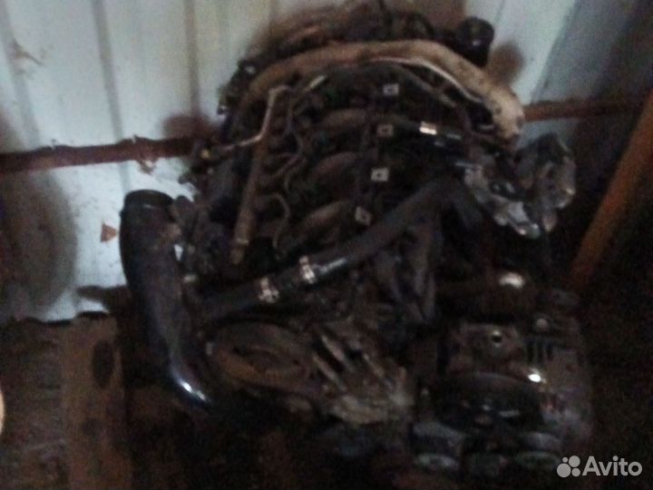 Двигатель с коробкой