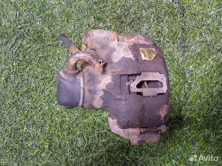 Тормозной суппорт передний левый Citroen Xantia