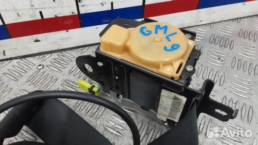 Ремень безопасности с пиропатроном сиденья передне