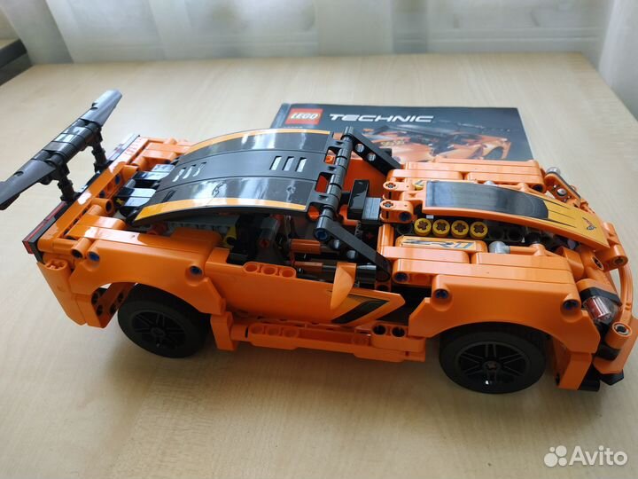 Lego Technic (Лего техник). Chevrolet Corvette ZR1