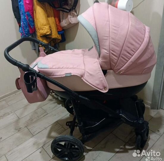 Коляска camarelo