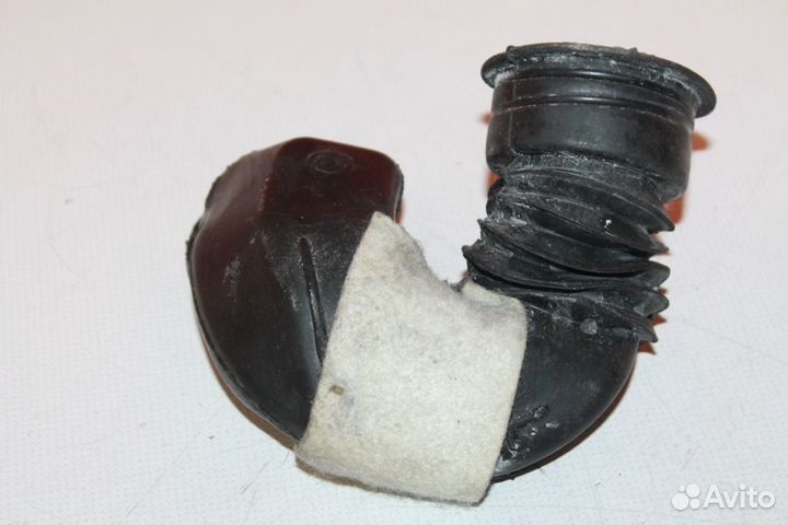 Патрубок (дозатор-бак) Haier 00203006361 бу. 2750