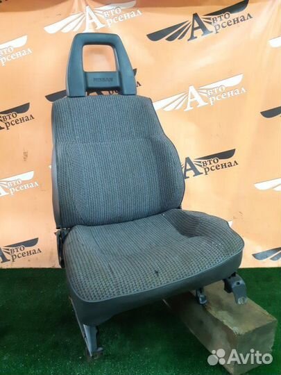 Сиденье переднее правое Nissan Patrol 1985
