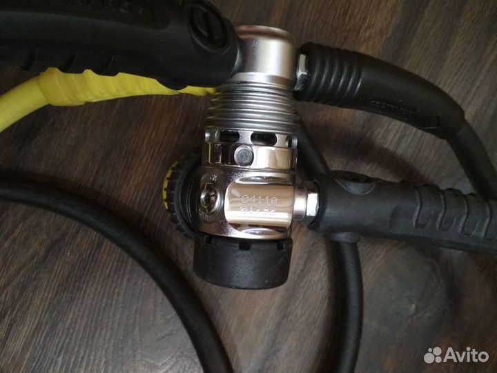 Регулятор для дайвинга scubapro