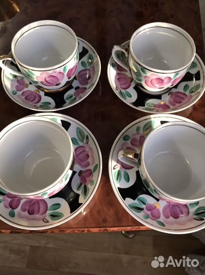 Чайнаые пары и сахарница