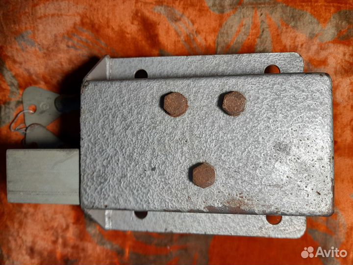 Замок гаражный накладной, замок винтовой СССР