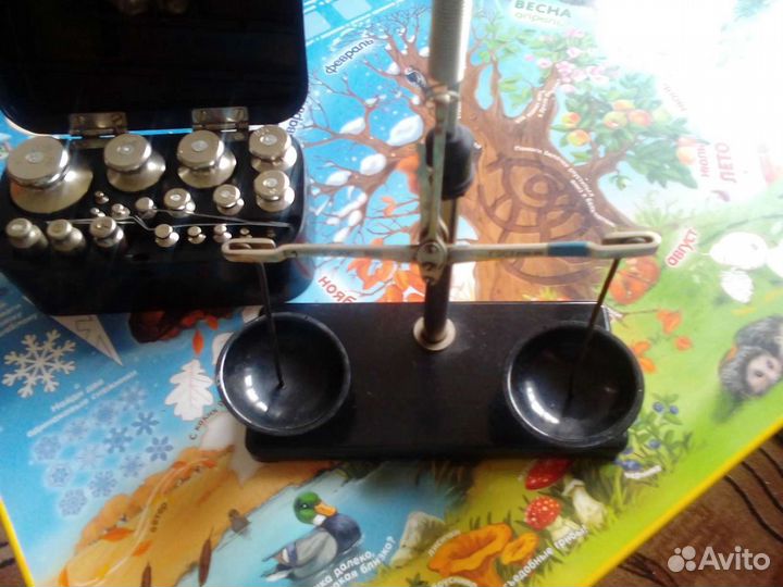 Набор аптечных гирек и весы