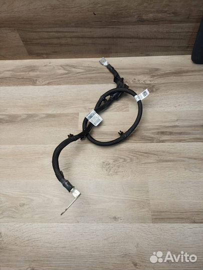 Провод с генератора на стартер BMW X5 G05 2021
