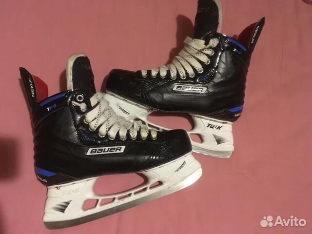Хоккейные коньки бауэр