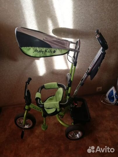 Трехколесный велосипед с родительской ручкой