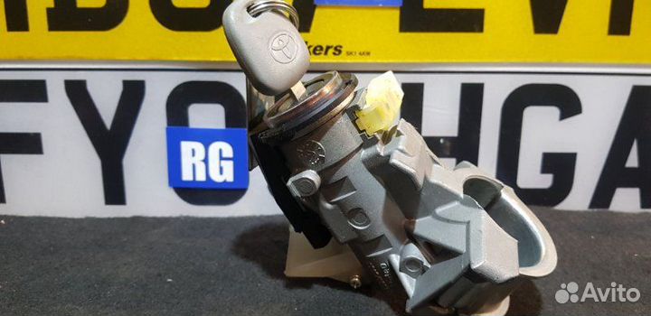 Замок зажигания Toyota Avensis 3 седан 270 1 2010