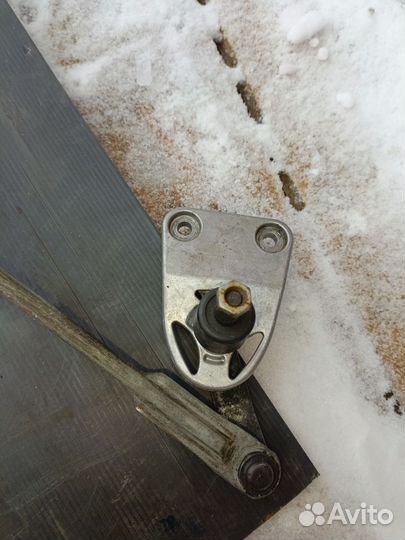 Трапеция стеклоочистителя