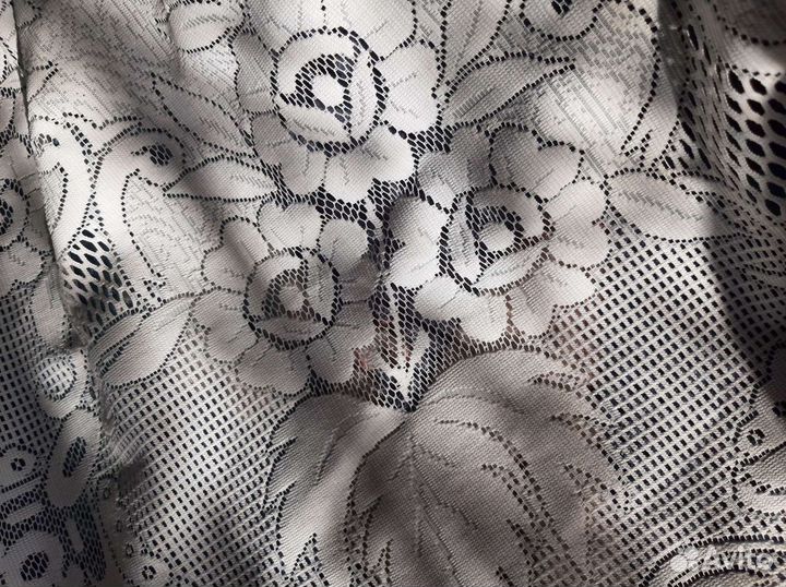 Скатерть на круглый стол кружевная 130 х 125