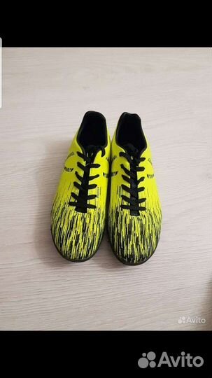 Бутсы сороконожки новые