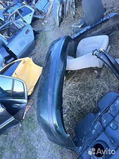 Бампер задний Универсал Skoda Fabia 1