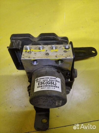 Блок управления тормозами/насос ABS SsangYong Actyon/Korando