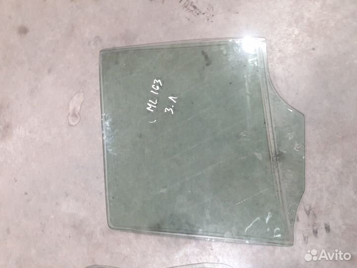 Мерседес М-Класс Стекло заднее левое AS3