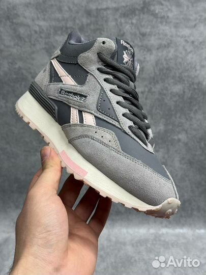 Кроссовки женские зимние Reebok 36-41