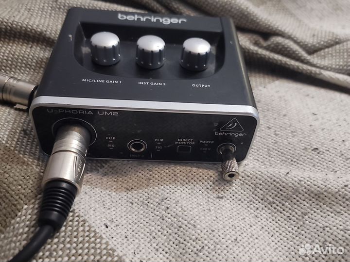 Звуковая карта behringer