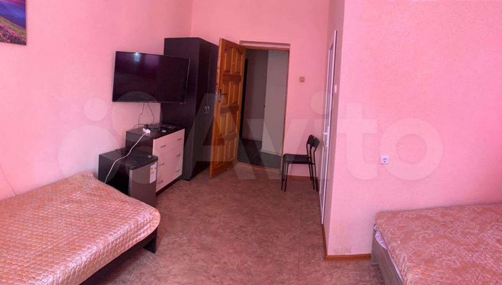 Комната 18 м² в 3-к., 1/3 эт.