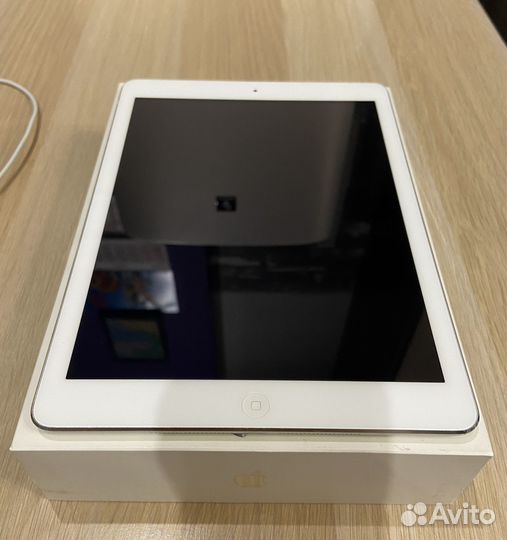Apple iPad Air 32Gb Wi-Fi + Cellular