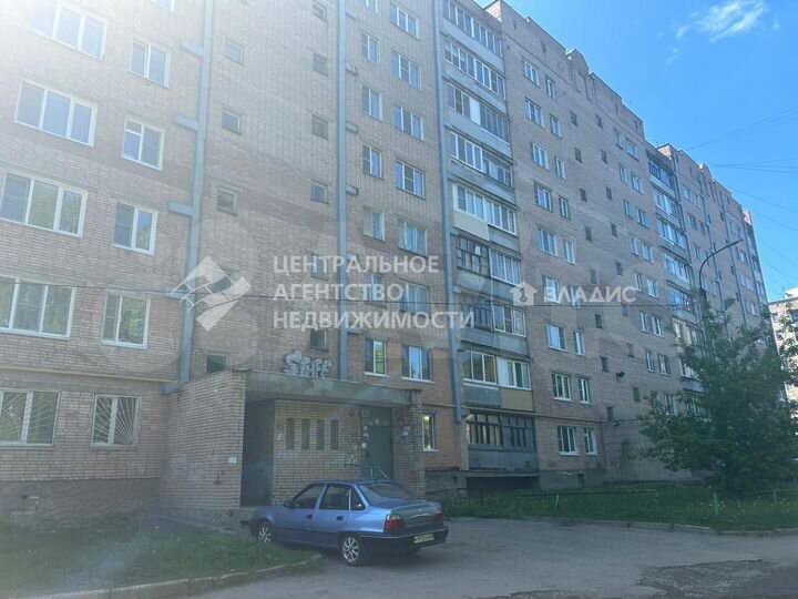 2-к. квартира, 54 м², 9/10 эт.