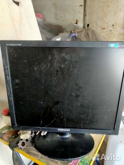 Монитор samsung