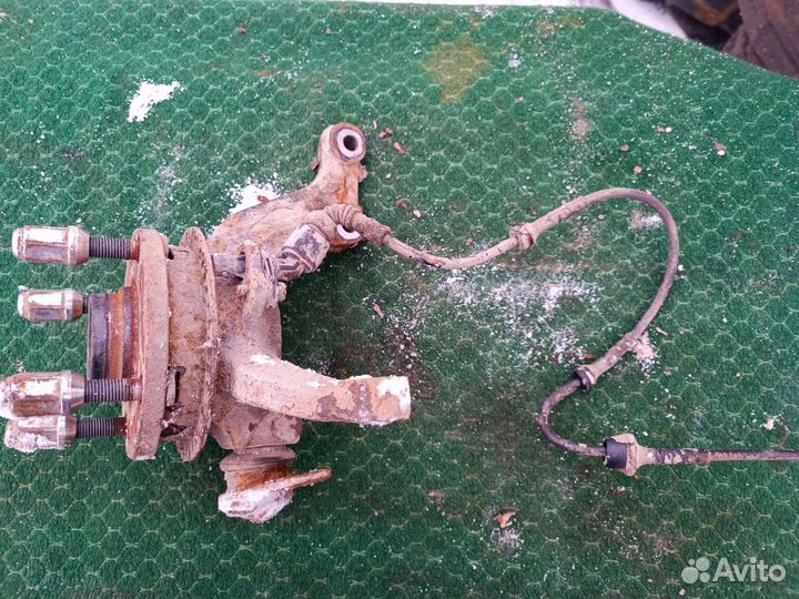 Кулак поворотный левый Chery Bonus a 13