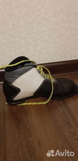 Лыжные ботинки 34 размер