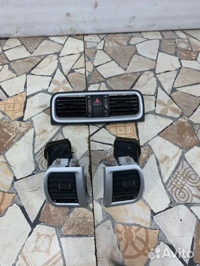 Дефлектор воздушный Skoda Fabia хэтчбэк 1.4 BXW