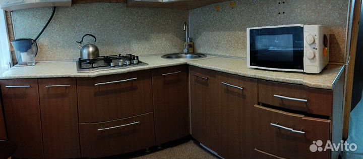 Кухонный гарнитур угловой бу для маленькой кухни