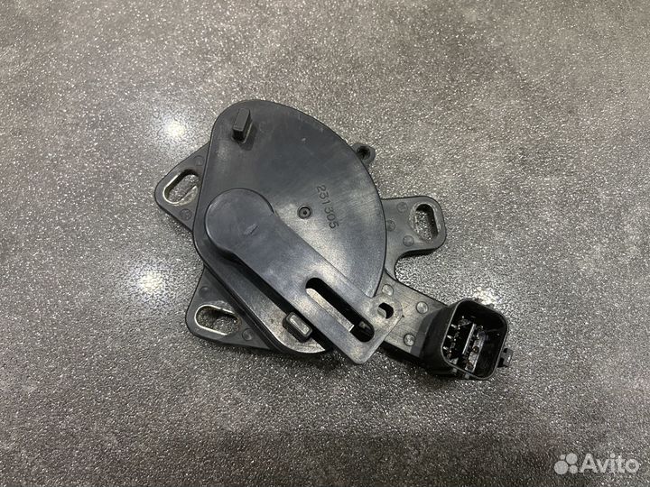 Селектор АКПП Nissan X-Trail T31 Qashqai J10