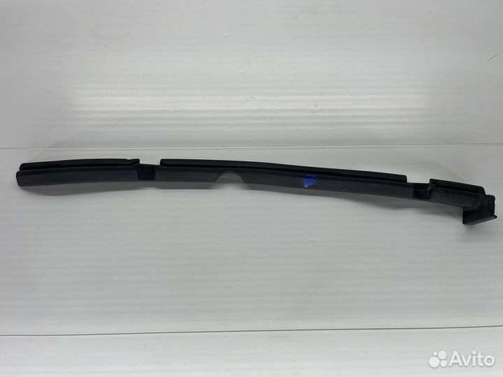 Пыльник крыла правый BMW F10