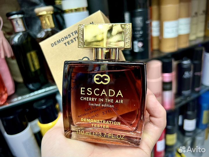 Escada cherry in the air