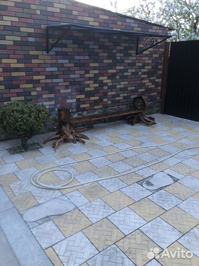 Скамейка деревянная