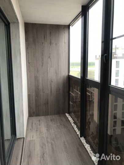 Отделка лоджии ламинатом