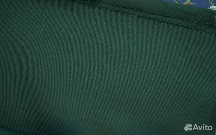 Костюмная ткань зеленая вискоза+п/э