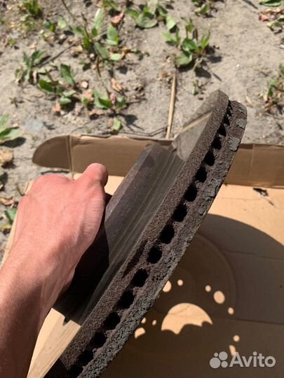 Передние Тормозные диски Toyota Celsior UCF20