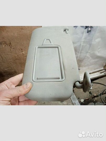 Солнцезащитный козырёк нисан тиида