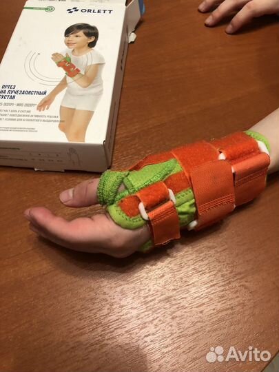 Ортез на лучезапястный сустав (левый)