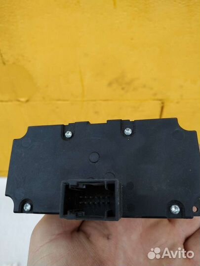 Бмв е60 блок управления фарами и фонарями