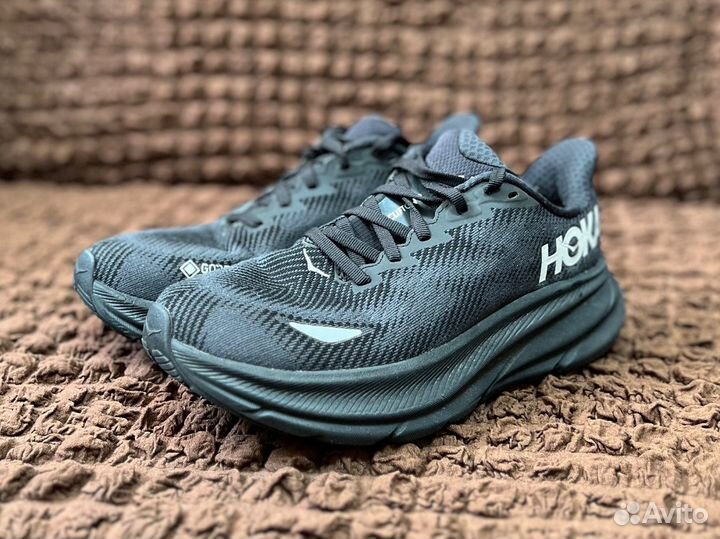 Беговые кроссовки Hoka One One Clifton 9 GTX