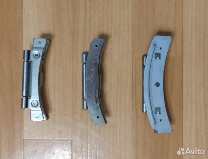 Петля люка для стиральной машины Hotpoint-Ariston