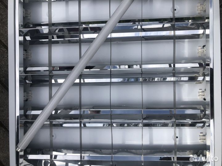 Светильник потолочный для офиса