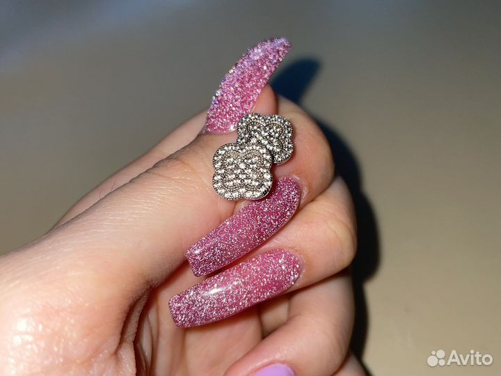 Серебряные серьгис камнями