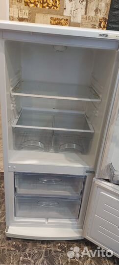 Холодильник атлант бу