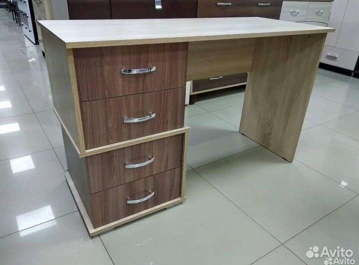 Письменный стол Сити-2 Новый Со Склада